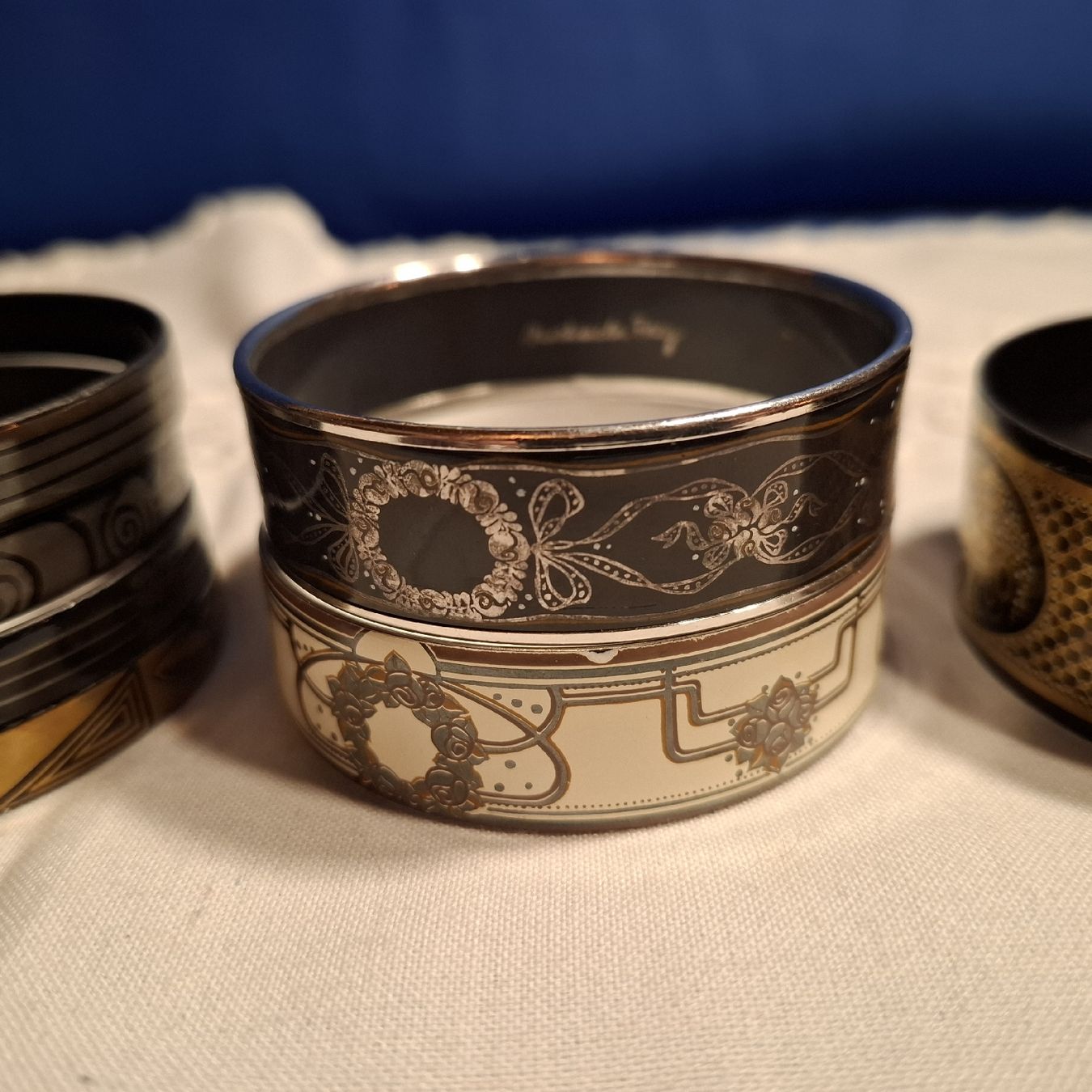 Bracelets: 17 Armreife Michaela Frey – D'occasion à Nürensdorf par DANG3REUX 4