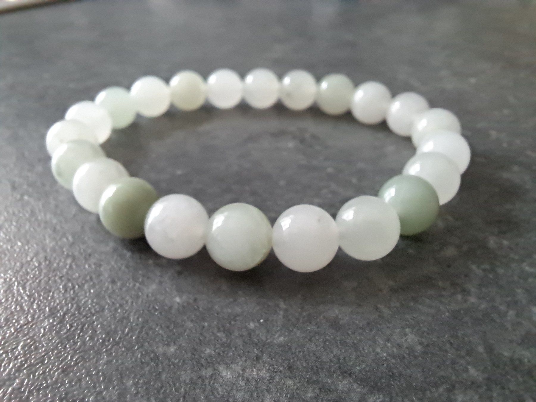 Armbänder & -reifen: Bracelet en jade tianshan – Neu und originalverpackt aus St-Imier von supernova21 2