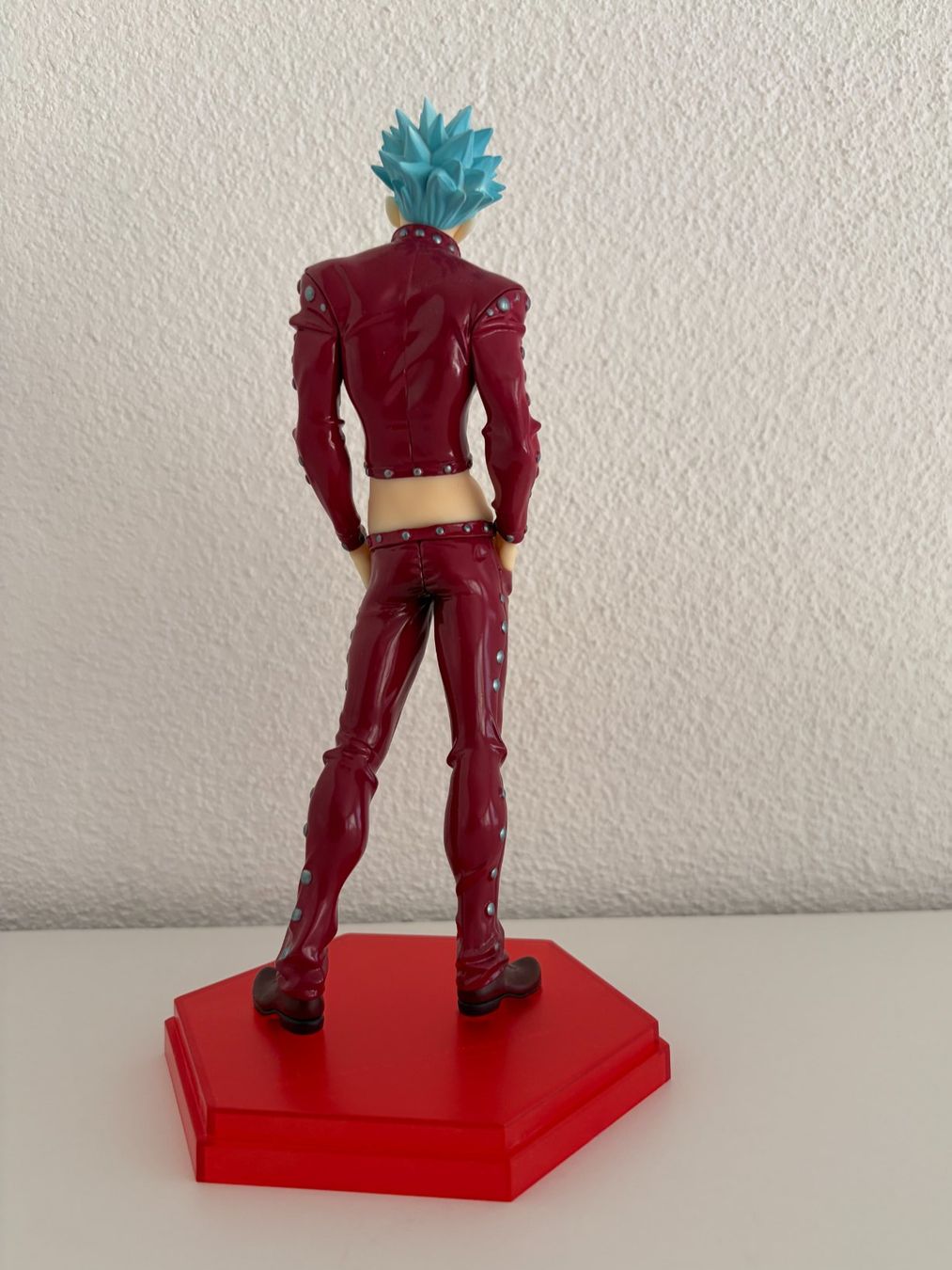 Statuette: Ban – Usato da Fehraltorf venduto da BroStrand 1