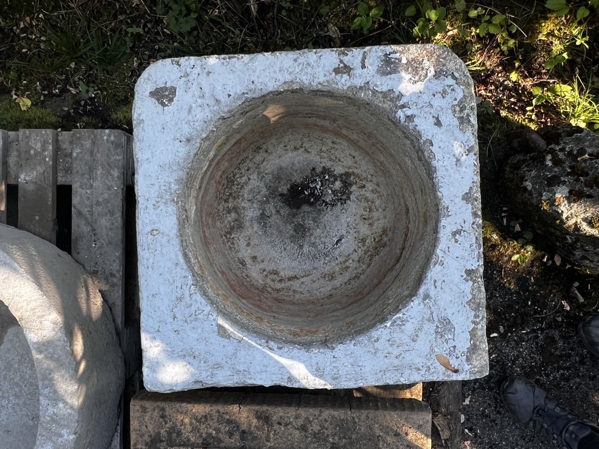 Teiche & Zierbrunnen: Steintrog einer "Bonboniere" als dein neuer Steinbrunnen? – Gebraucht aus Biel/Bienne von Jomazi 2
