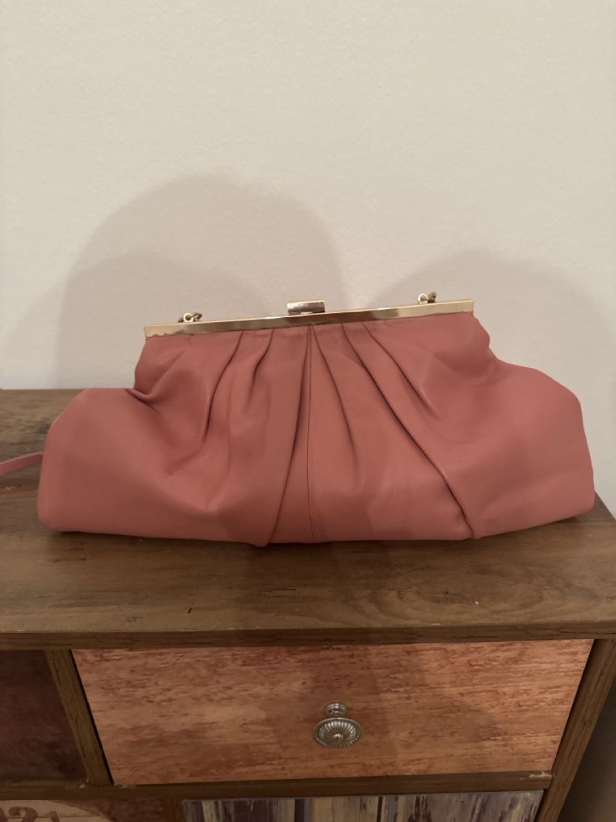Zara Sacs femmes: Zara Echtleder Handtasche Clutch  – D'occasion à Degersheim par wul_5vdb 2