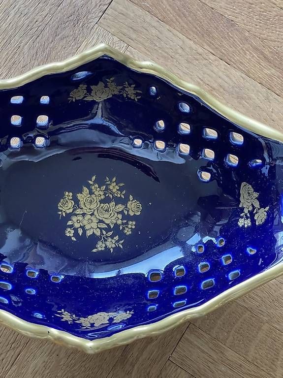 Schalen: Vintage Schale Blau mit Gold Rand – Gebraucht aus Basel von KPRNR 1
