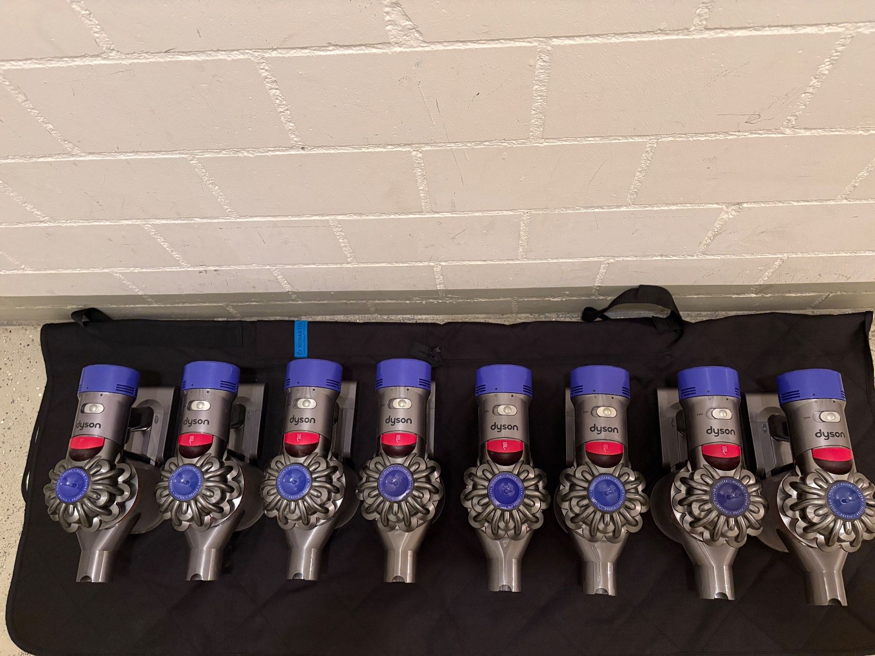 Dyson Staubsauger & Zubehör: Dyson V8 absolut Handstaubsauger – Gebraucht aus Lausen von sen_jm7c 2
