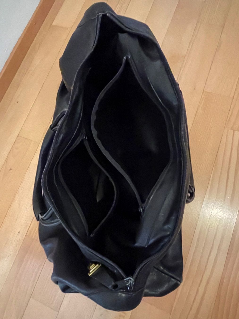 Borse: Schwarze Reisetasche aus Leder, Weekender – Usato da St. Gallen venduto da yanik020505 4