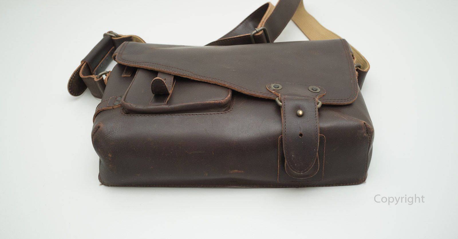 Aunts & Uncles Taschen: Aunts & Uncles Büffelledertasche braun – Gebraucht aus Gland von YA414AX 1