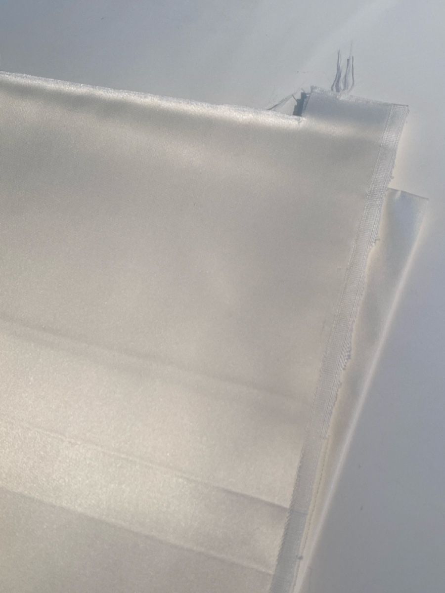 Tessuti: Stoff Weiss ca. 210x88 cm – Nuovo (secondo la descrizione) da Flawil venduto da sonnengeist 2