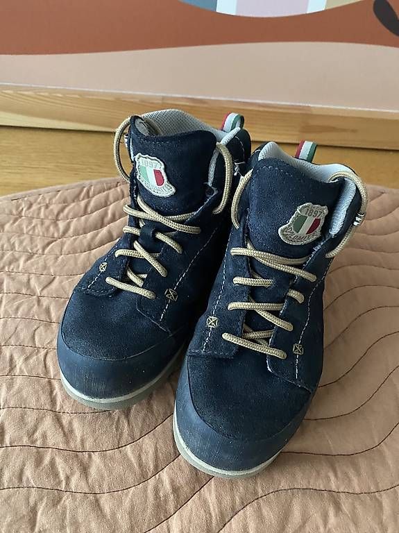 Scarpe per ragazzi: Halbhoher Wanderschuh, Outdoor-Schuh  – Usato da Jona venduto da ire_y2yh