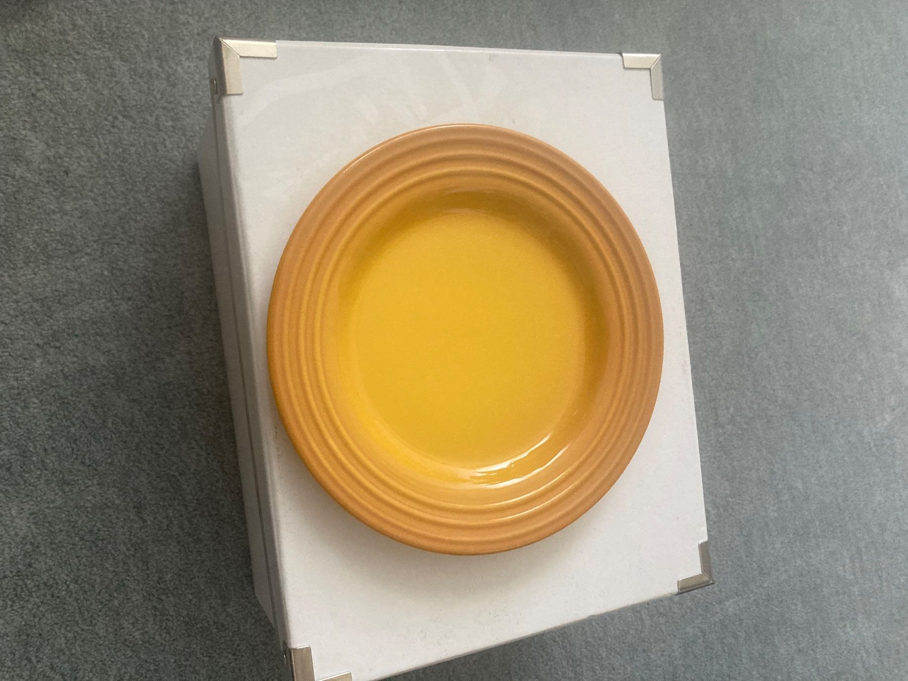 Le Creuset Teller: Le Creuset Teller 4er Set 17cm ... – Gebraucht aus Gutenswil von Shallymaster 5