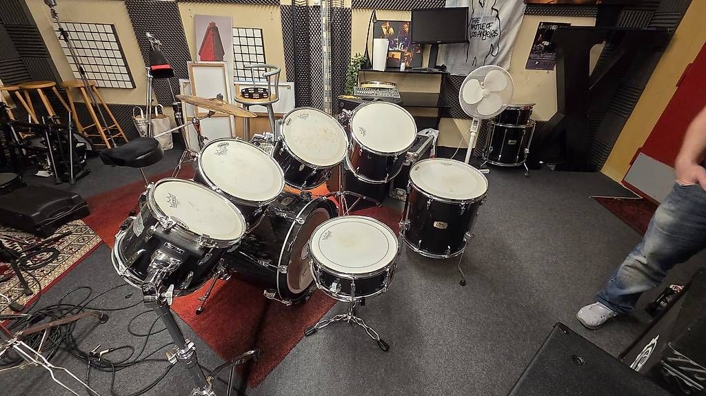 Musikinstrumente: Schlagzeug Pearl – Gebraucht aus Domat/Ems von Tama83 1