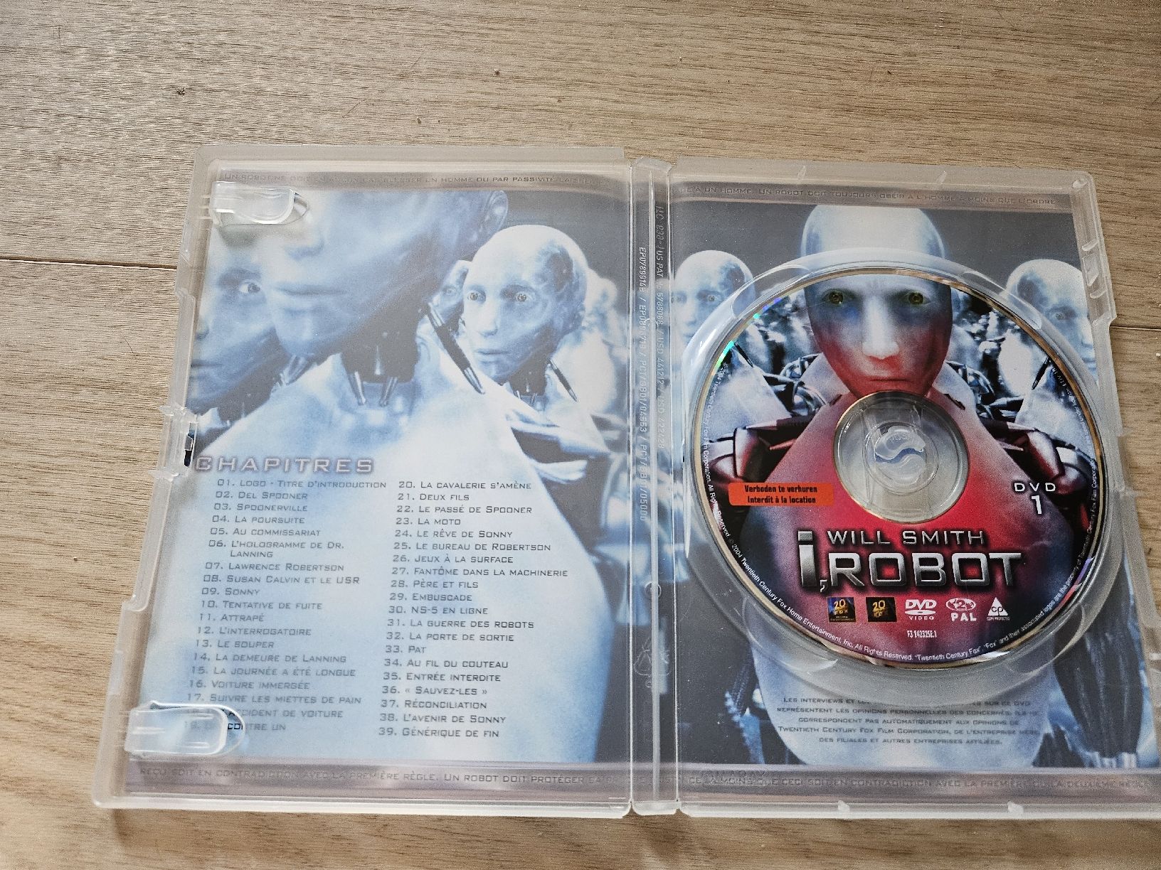 Tutti i DVDs: I, Robot - DVD Science-Fiction avec Will Smith – Usato da La Joux FR venduto da car_ck96 1