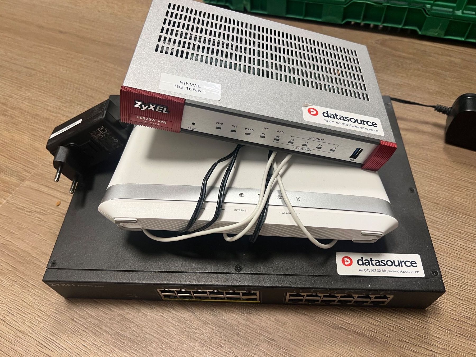 Modems & Router: ZyXEL – Gebraucht aus Wald ZH von Canix67
