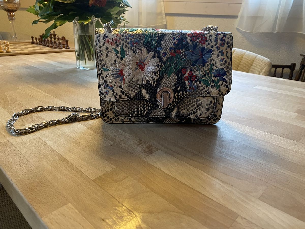 Mango Sacs femmes: Handtasche – D'occasion à löhningen par rhodos02