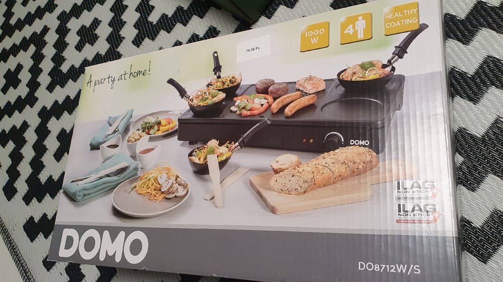 Set Gourmet DOMO DO8710W - Plaque Crêpes Et Wok 6 Personnes - 1000W Anti-Adhésif - Idéal Pour Soirées Conviviales