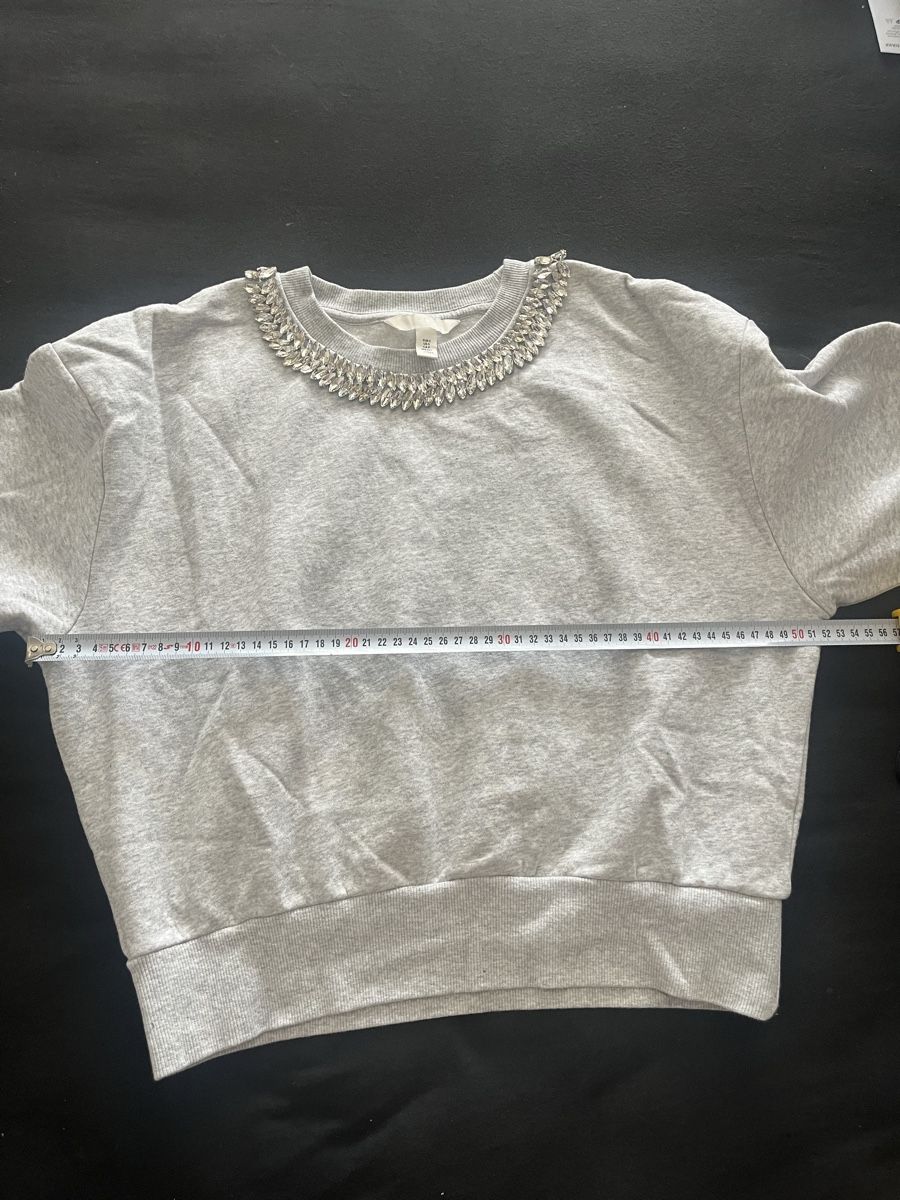 H&M Lotti di vestiti: 2 Damen Pullover grau mit Steindekor – Nuovo (secondo la descrizione) da Olten venduto da sae_82z2 2