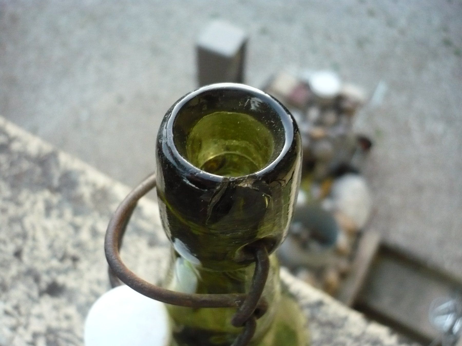 Bicchieri, Caraffe & Bottiglie: Bierflasche BRAUEREI WOLFSGRUBE THAL – Usato da Biberist venduto da Urmel 2