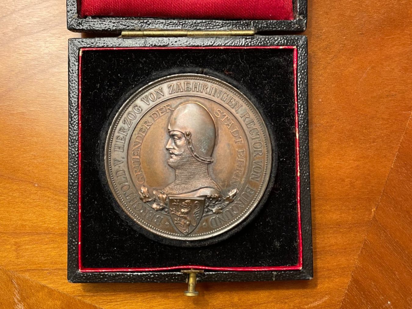 Medaillen: Medaille – Gebraucht aus Bern von silas026 1