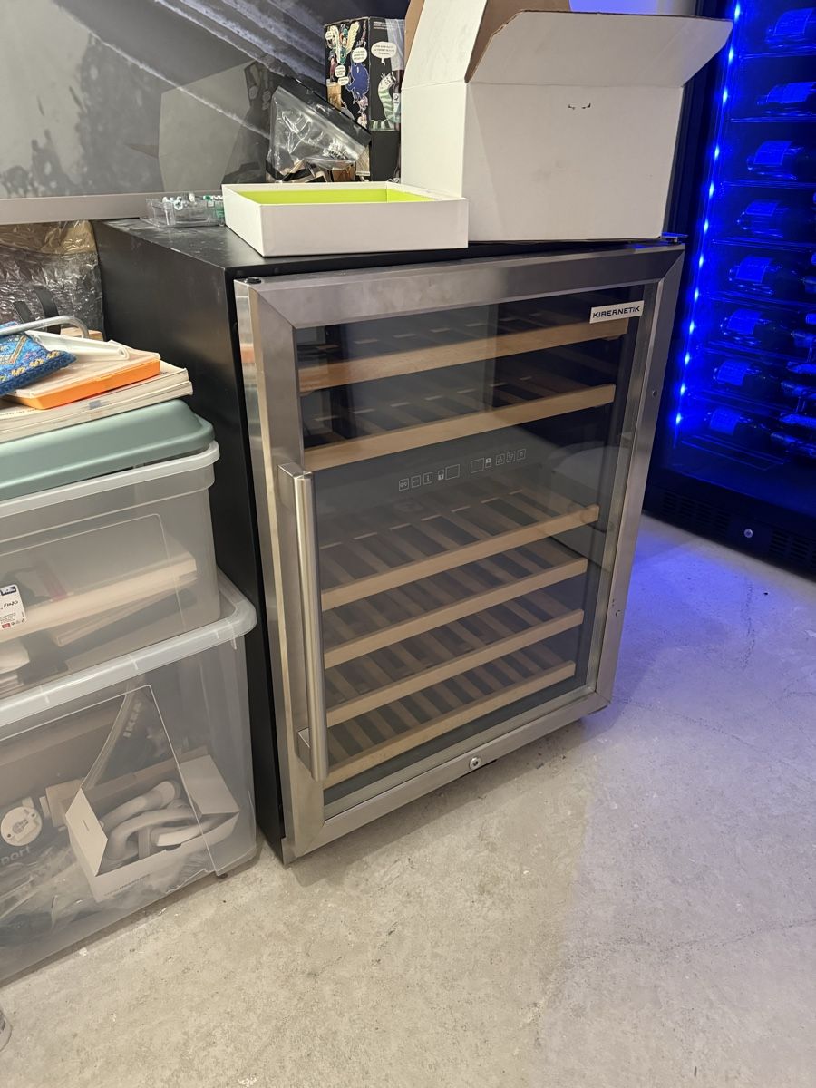 Réfrigérateurs: Frigo cave a vins – D'occasion à Genève par Enzogva81 1