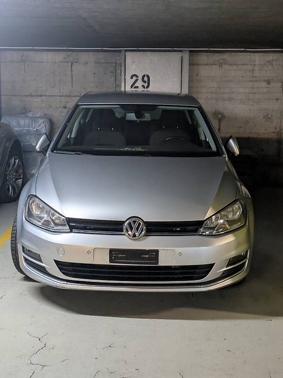 Automobili: VW Golf Highline 2.0 TDI 4Motion – Usato da Zürich venduto da MitchGros 2