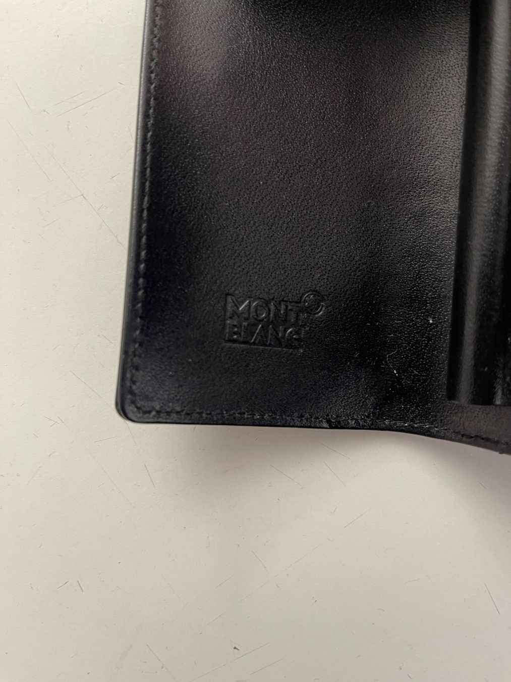 Montblanc Altro in Scrittura & Disegno: MontBlanc Füllfeder Etui – Usato da Winterthur venduto da Afreccia 2