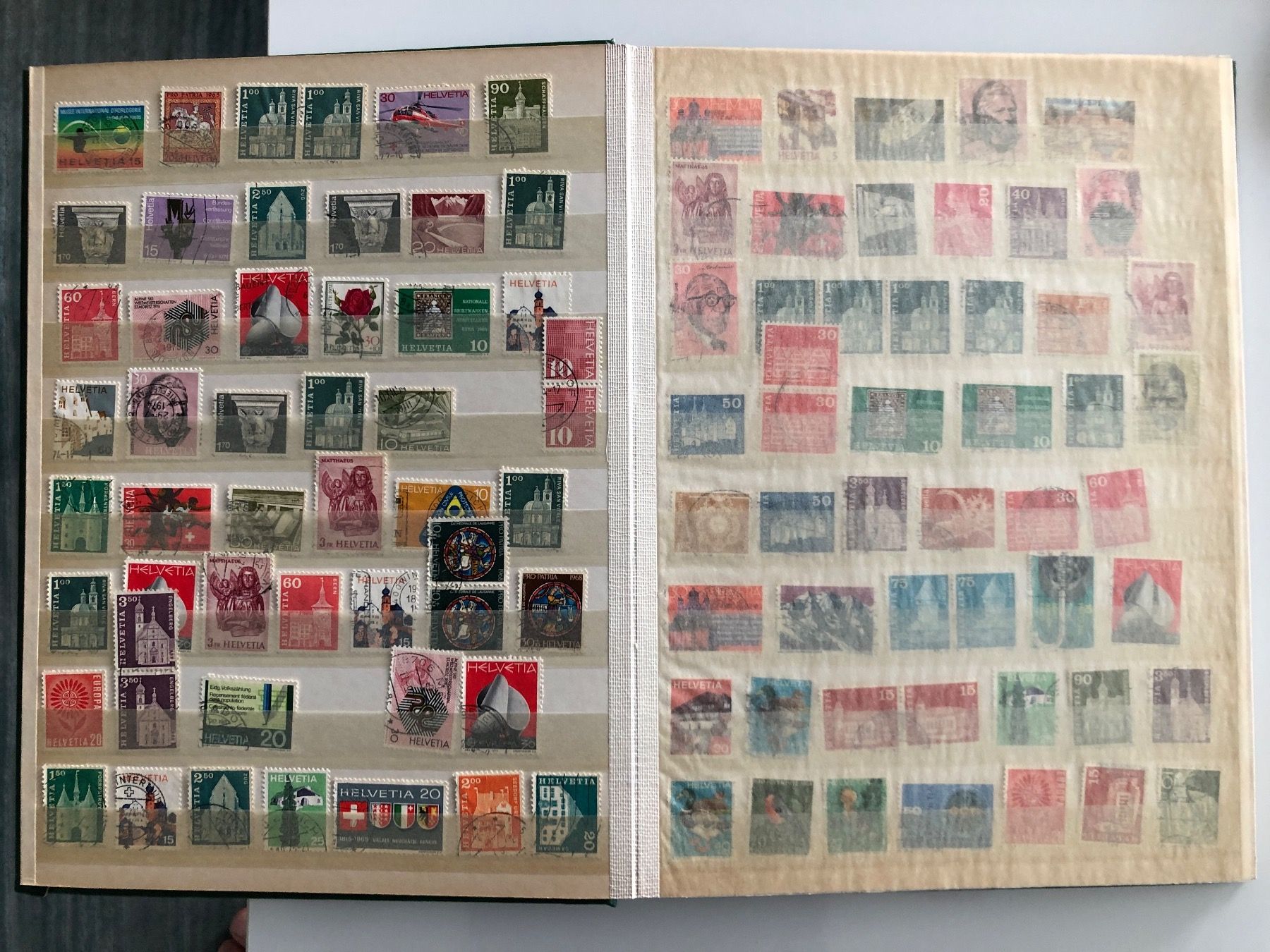 Albums: Briefmarken – D'occasion à Winterthur par Alp9 6