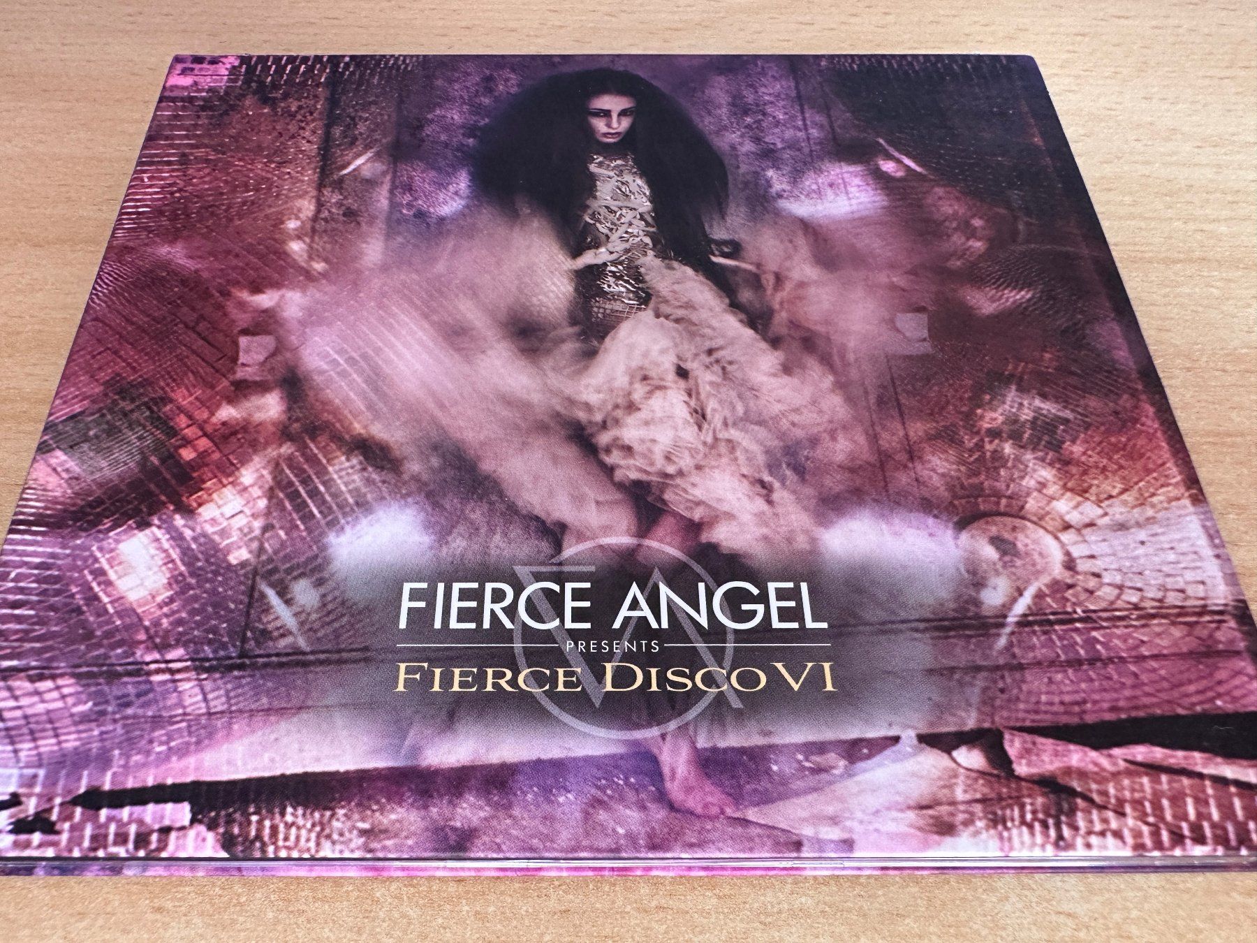 CD: Various – Fierce Disco VI - 2 CD – Usato da Rikon im Tösstal venduto da Alpenmutz