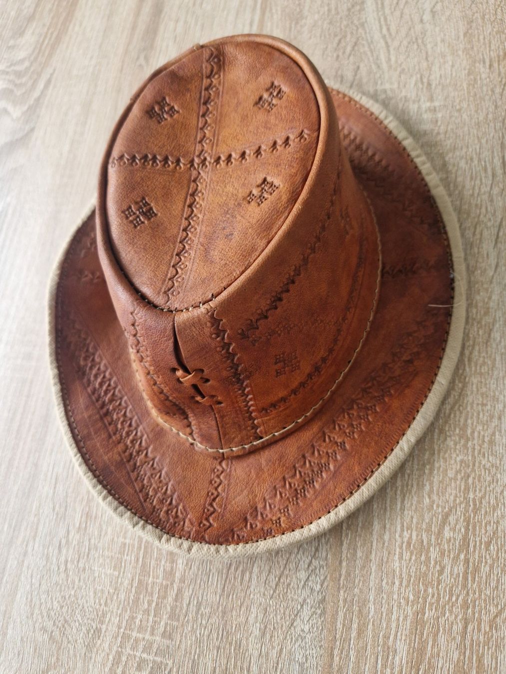 Hüte, Mützen & Caps: Echtleder Cowboyhut – Gebraucht aus Rebstein von Ajs_Toy_Palast_1