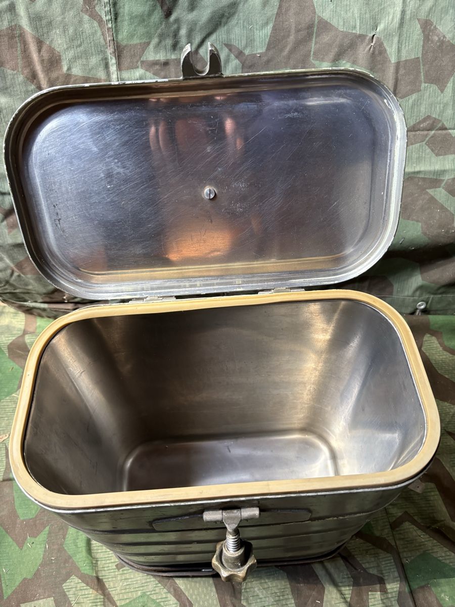 Elettrodomestici da cucina: Schweizer Armee Speiseträger – Usato da Wil ZH venduto da El_Bicho 2