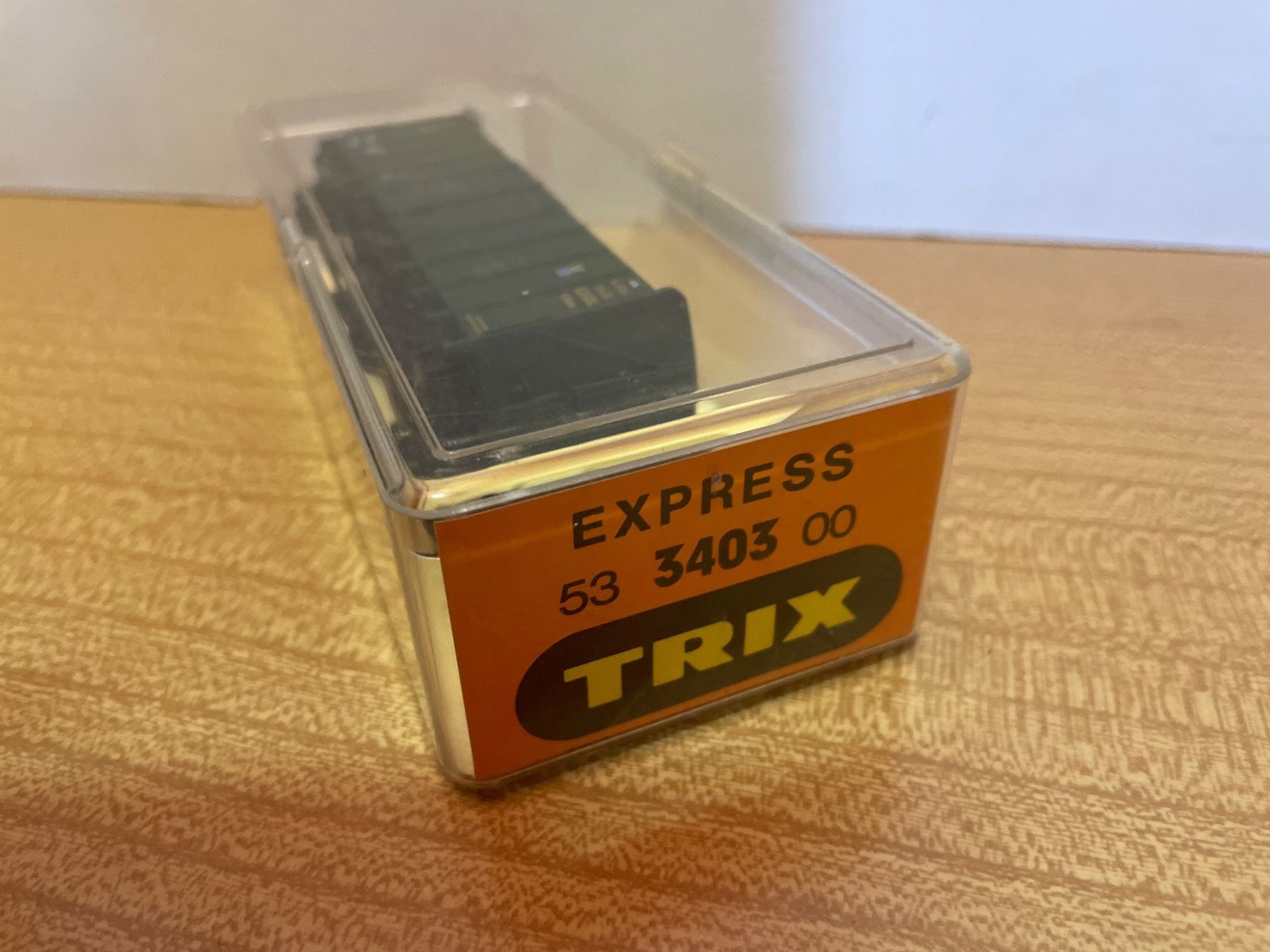 Trix Modellini di ferrovie: Trix Express H0 53340300 Güterwagen – Usato da Suhr venduto da Daneli7 5