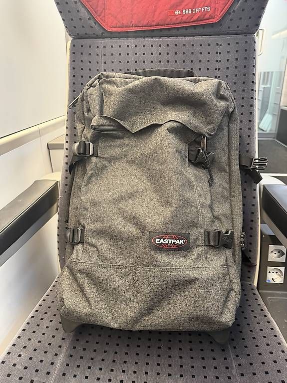 Sacs à dos: Sac Eastpak – D'occasion à Arvillard (Salins) par Taniguchi