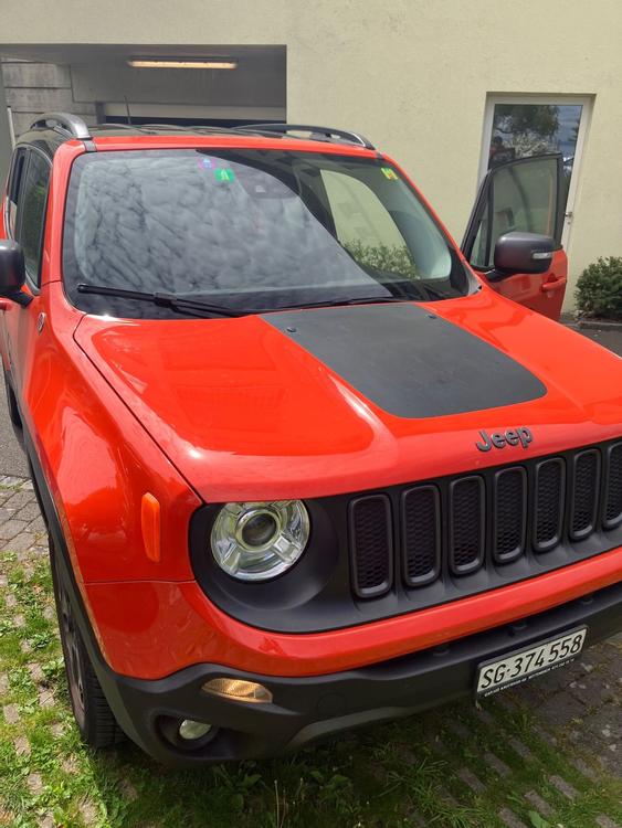 JEEP Renegade 2.0 CRD Trailhawk AWD + Low Range 9ATX