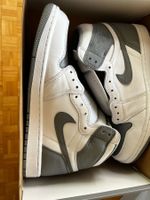 Jordan 1 Retro hoch OG grau