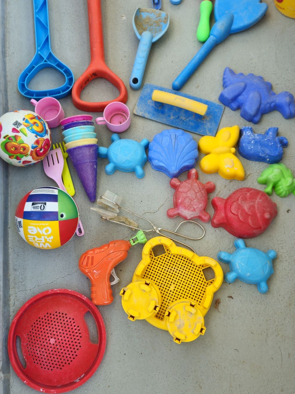Bacs à sable: grosses Outdoor Set – D'occasion à Aarau par _Schlumpfine_ 2