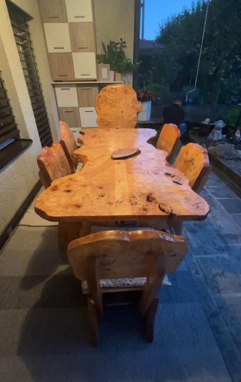 Set di tavolo e panche: Massiver Wurzelholztisch mit Stühlen – Nuovo (secondo la descrizione) da Bad Zurzach venduto da alb_6qdw 1