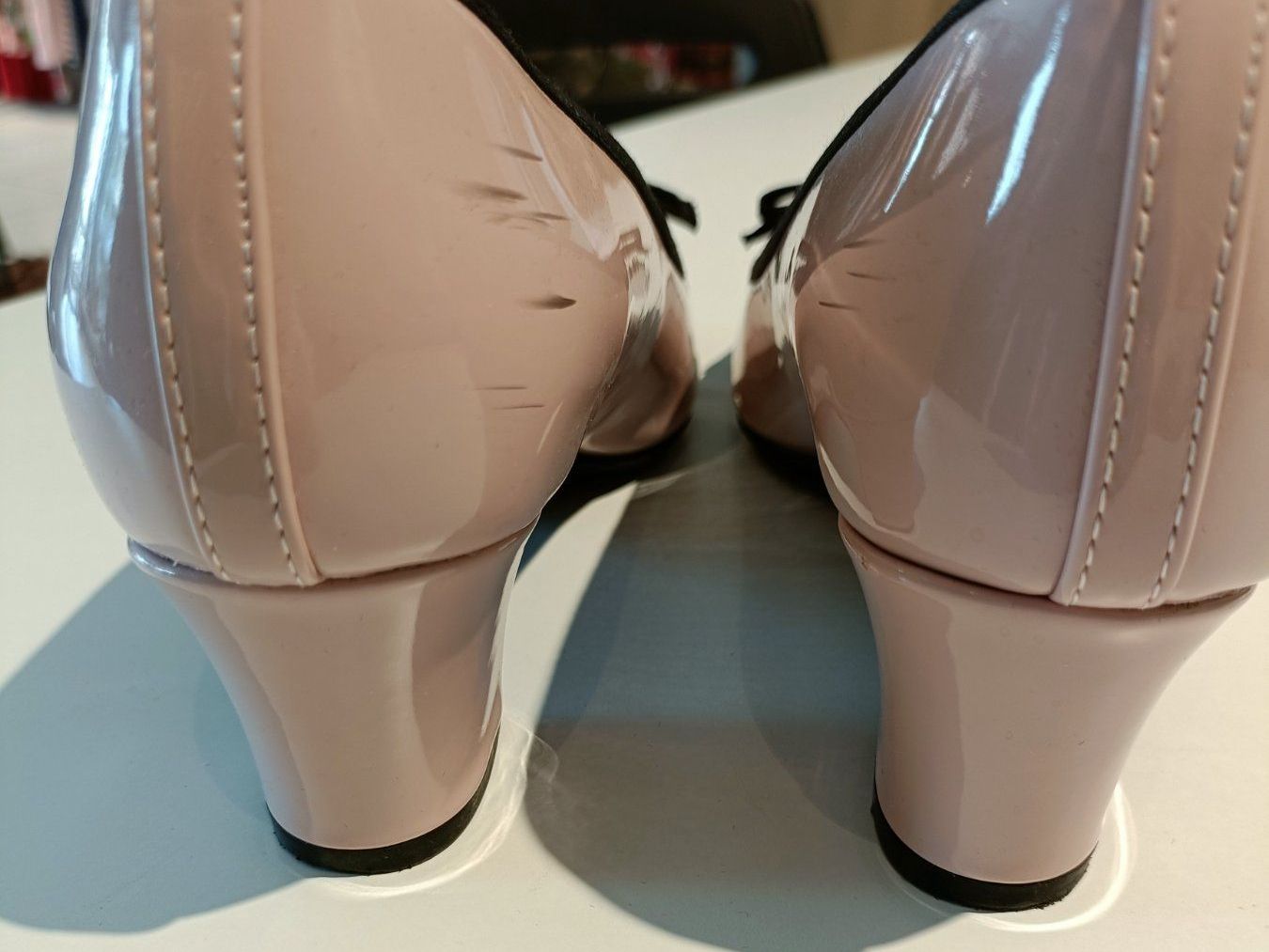 Damenschuhe: Pumps, Lackleder Rosa/Schwarz Gr.37 – Gebraucht aus Zollikofen von Proseco 4
