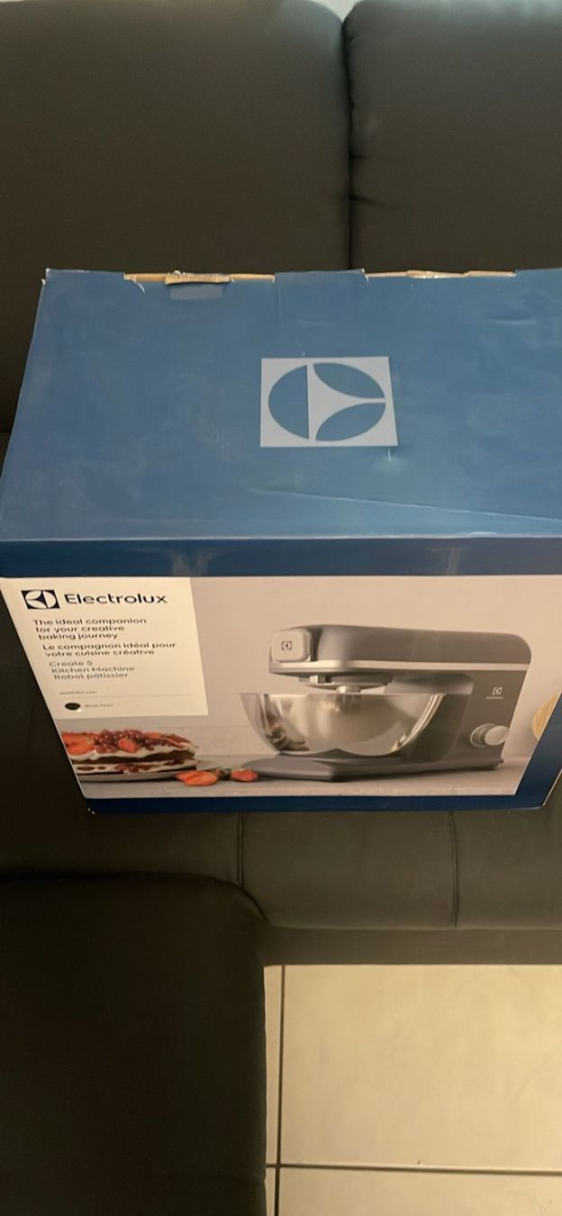 Electrolux Elettrodomestici da cucina: Electrolux Create 5 Küchenmaschine neuwertig – Nuovo (secondo la descrizione) da Bülach venduto da Terio_Automobile 2