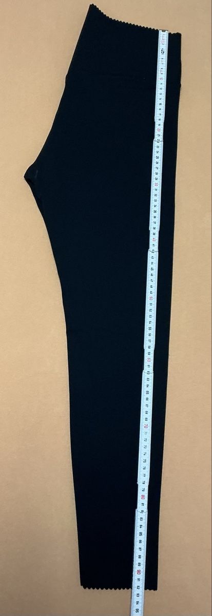 H&M Leggings: H&M Shaping Leggings, Gr. L – Usato da Zollikerberg venduto da Jvac2 1