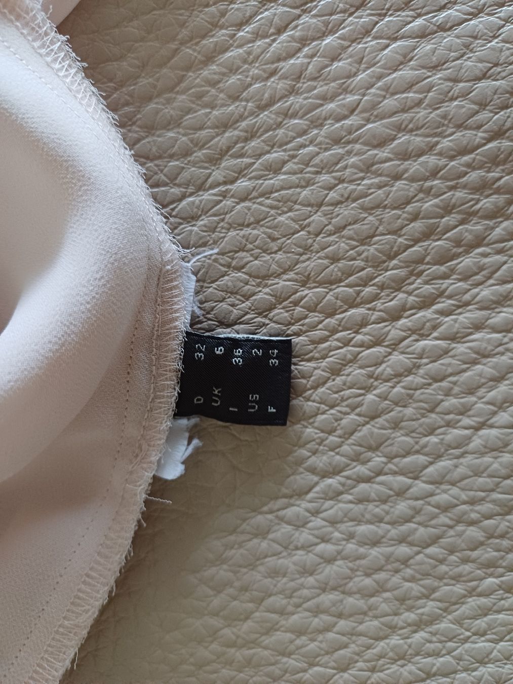 Esprit Camicette: Blouse , Esprit 34/36 – Usato da Boudry venduto da JulieG13 3