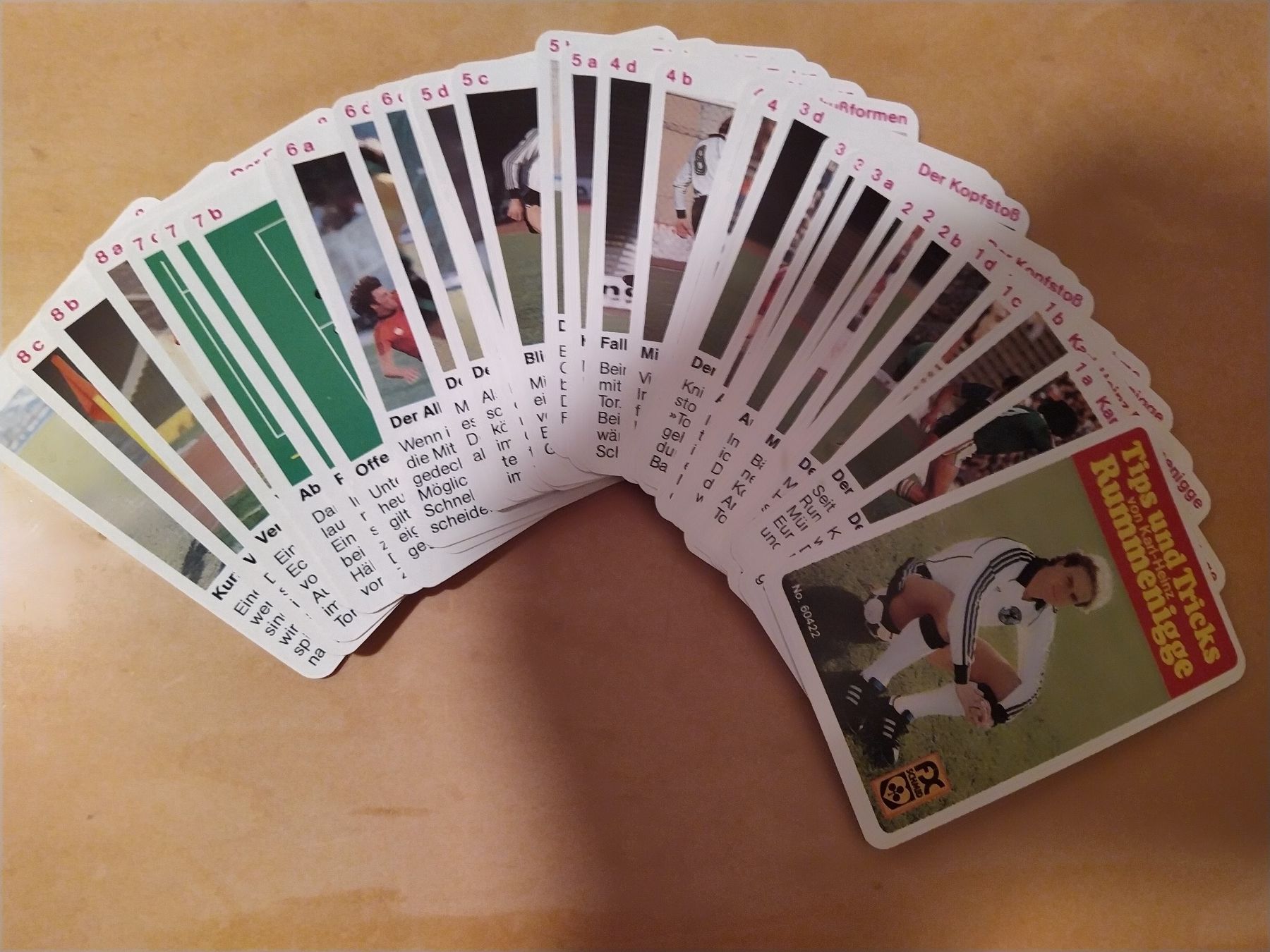 Giochi: Fussball Quartett - Tips und Tricks mit K.H. Rummenigge – Nuovo (secondo la descrizione) da St. Gallen venduto da god_jkw2 2