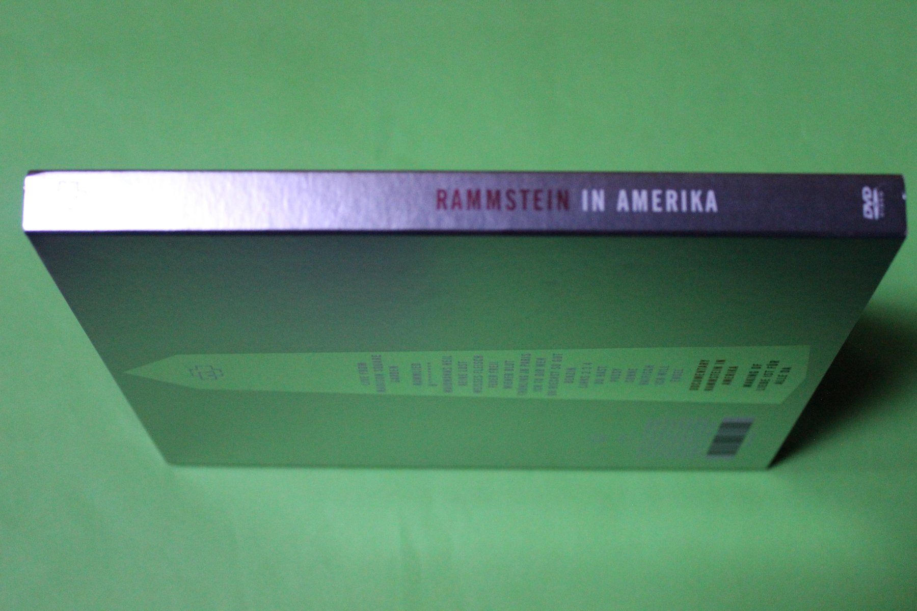 Tutti i DVDs: RAMMSTEIN IN AMERIKA 2DVD vergriffen – Usato da Tübach venduto da JamesStone 6