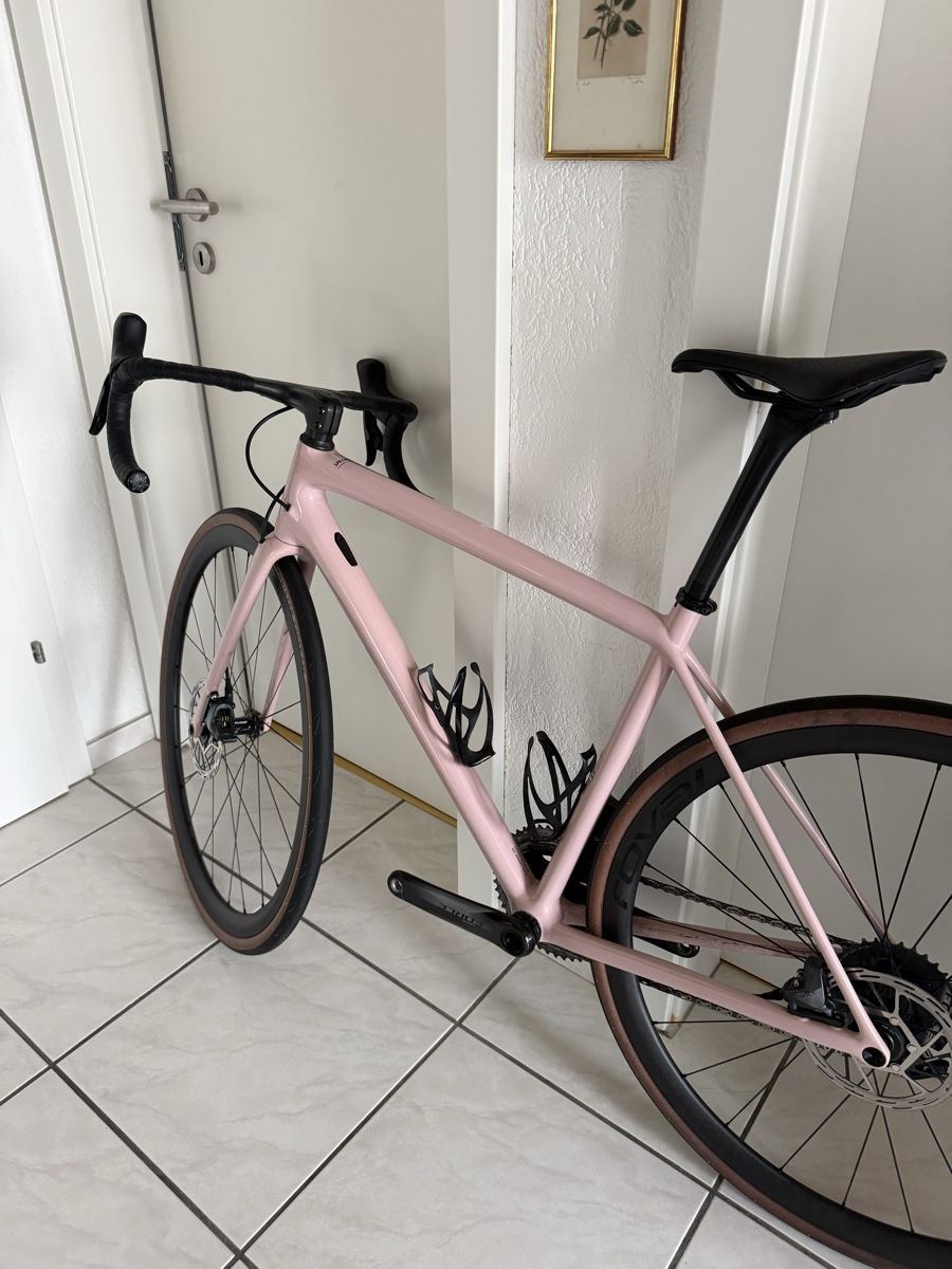 Specialized Biciclette: Specialized Aethos Pro – SRAM Force eTap AXS – Usato da Sins venduto da Debora.brunold 5
