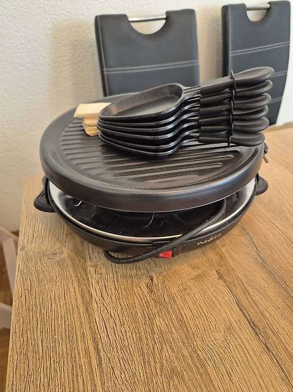 Küchengeräte: Nedis Raclette Grill – Gebraucht aus Bubendorf von szalasjenni