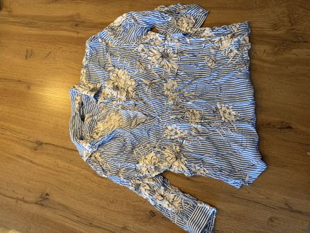 Zara Bluse, Grösse S, blau/weiss gestreift,Sommerlook