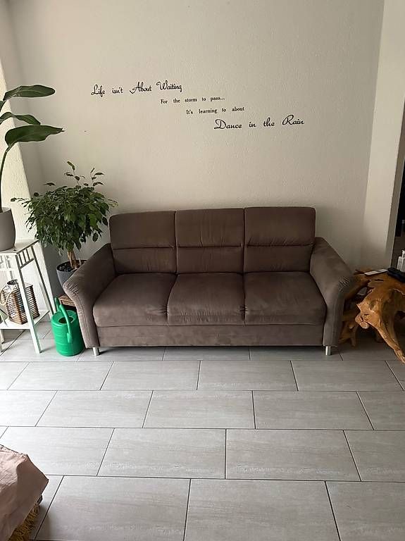 Divani: Sofa gratis abzugeben 190x90 cm – Usato da Egliswil venduto da Rebchel