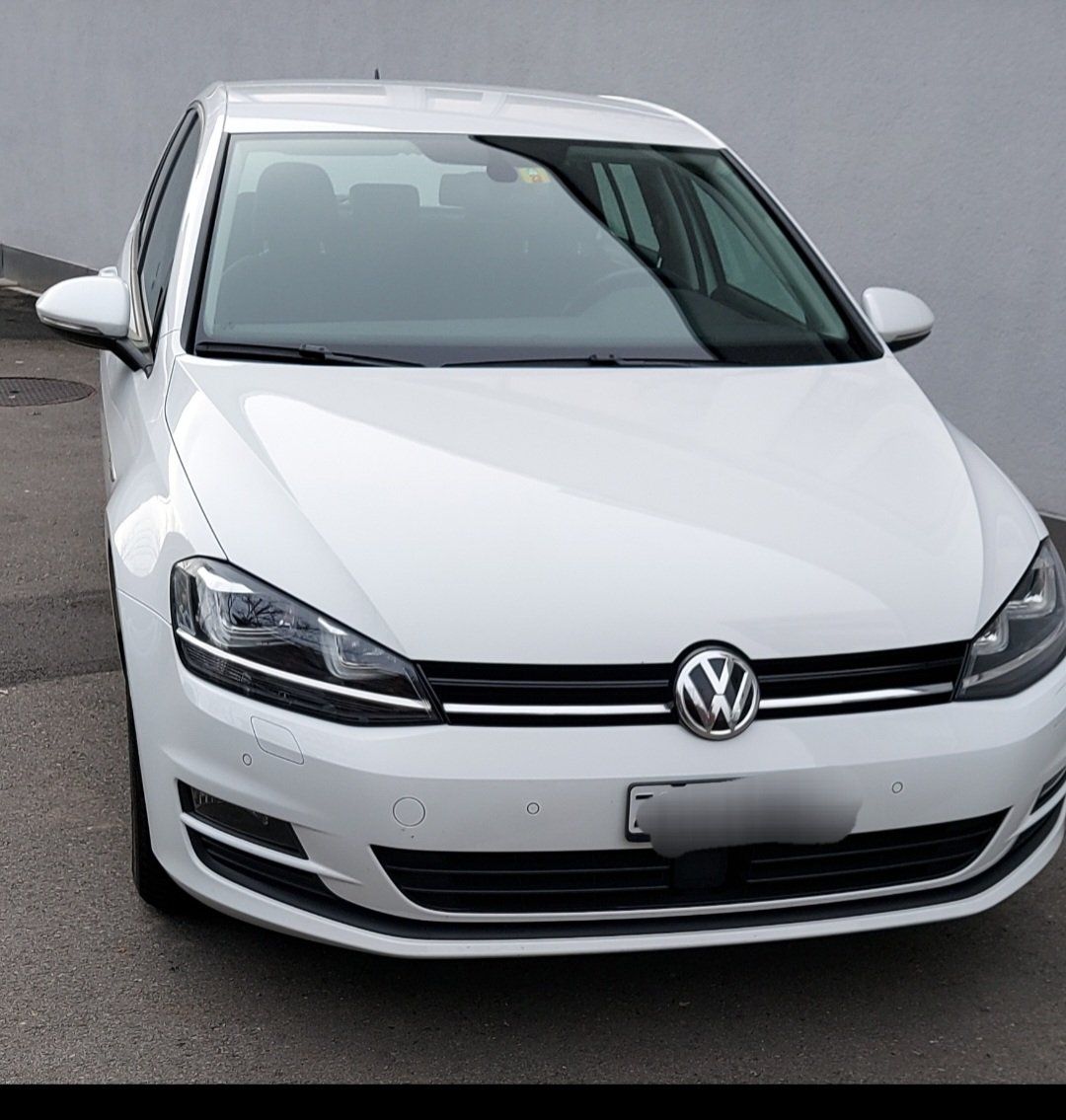 VW Automobili: Mietauto** Golf 1.4 lt Benzin – Usato da Zug venduto da krissang