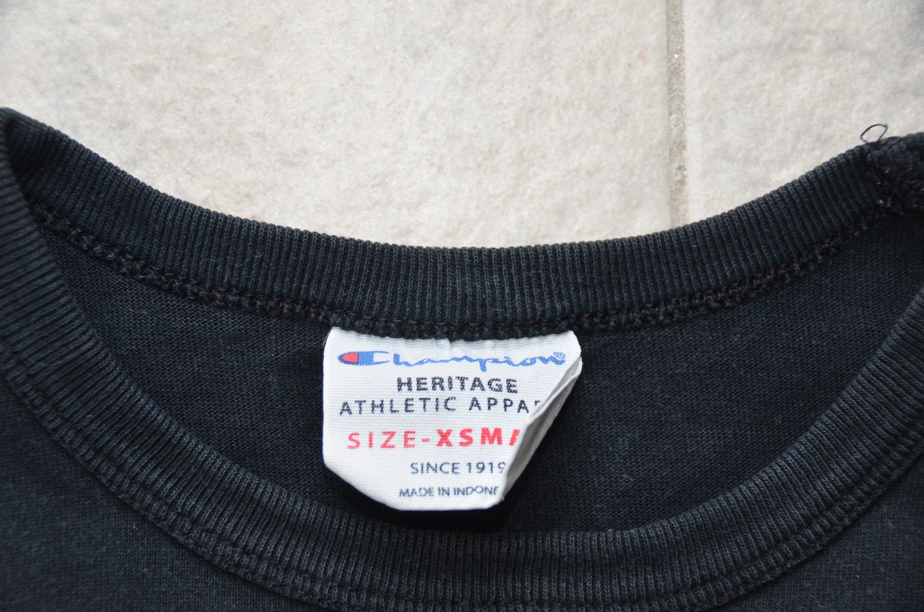 Champion Hemden, T-Shirts & Polos: T-Shirt Champion Grösse 158 – Gebraucht aus Schleinikon von kissa07 2