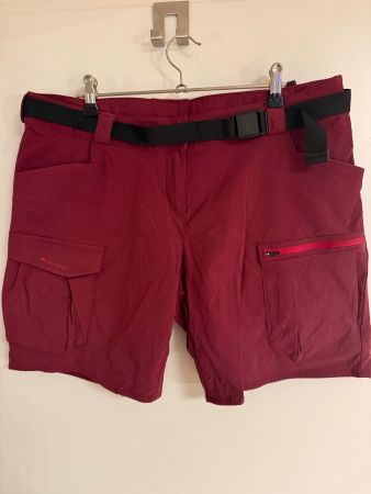 QUECHUA DAMEN SPORT WANDER SHORTS GR.44