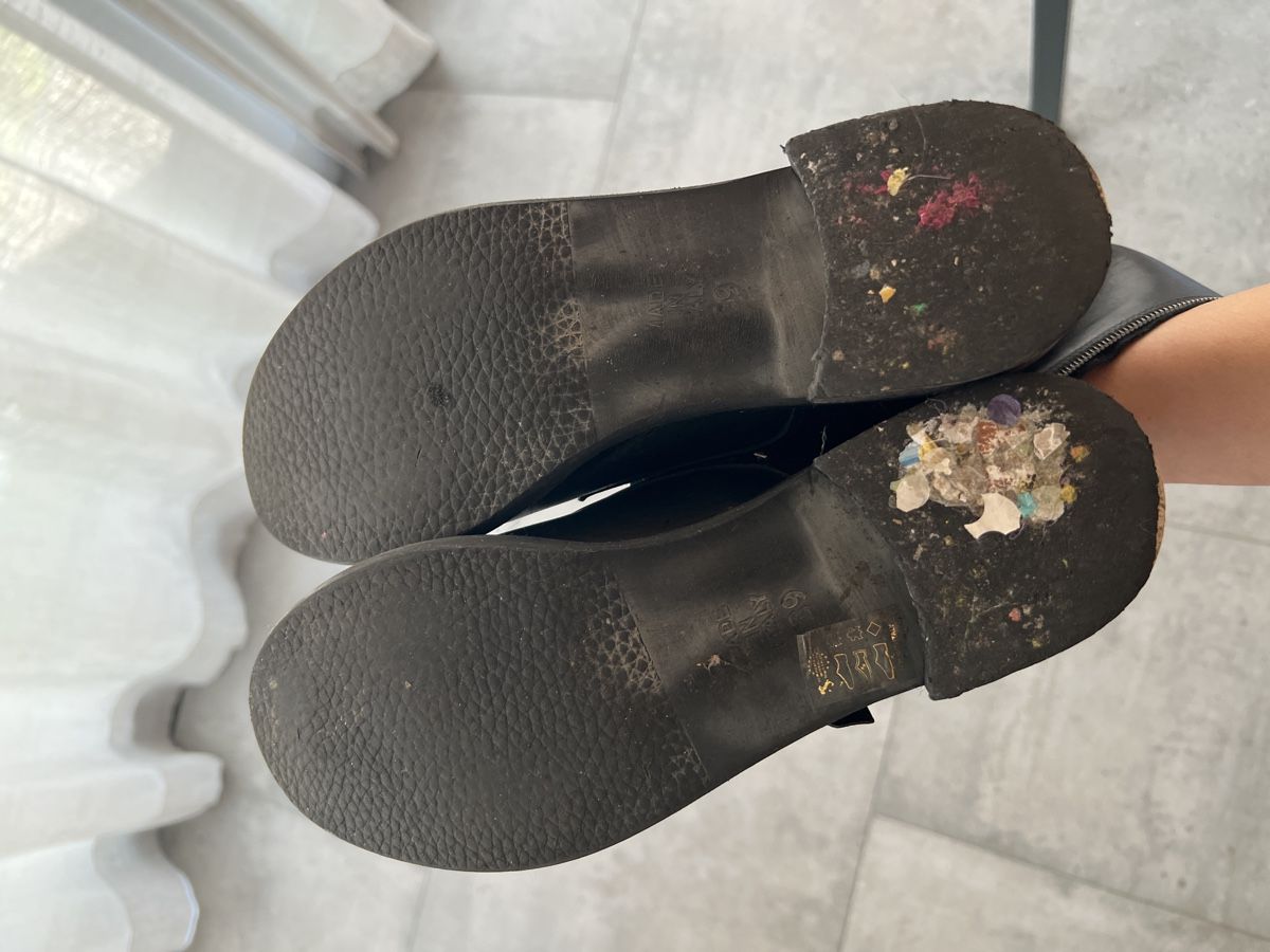 Damenschuhe: Cool Black Leather Studded Boots Size 39! – Gebraucht aus Cama von UnleashdByAna 5