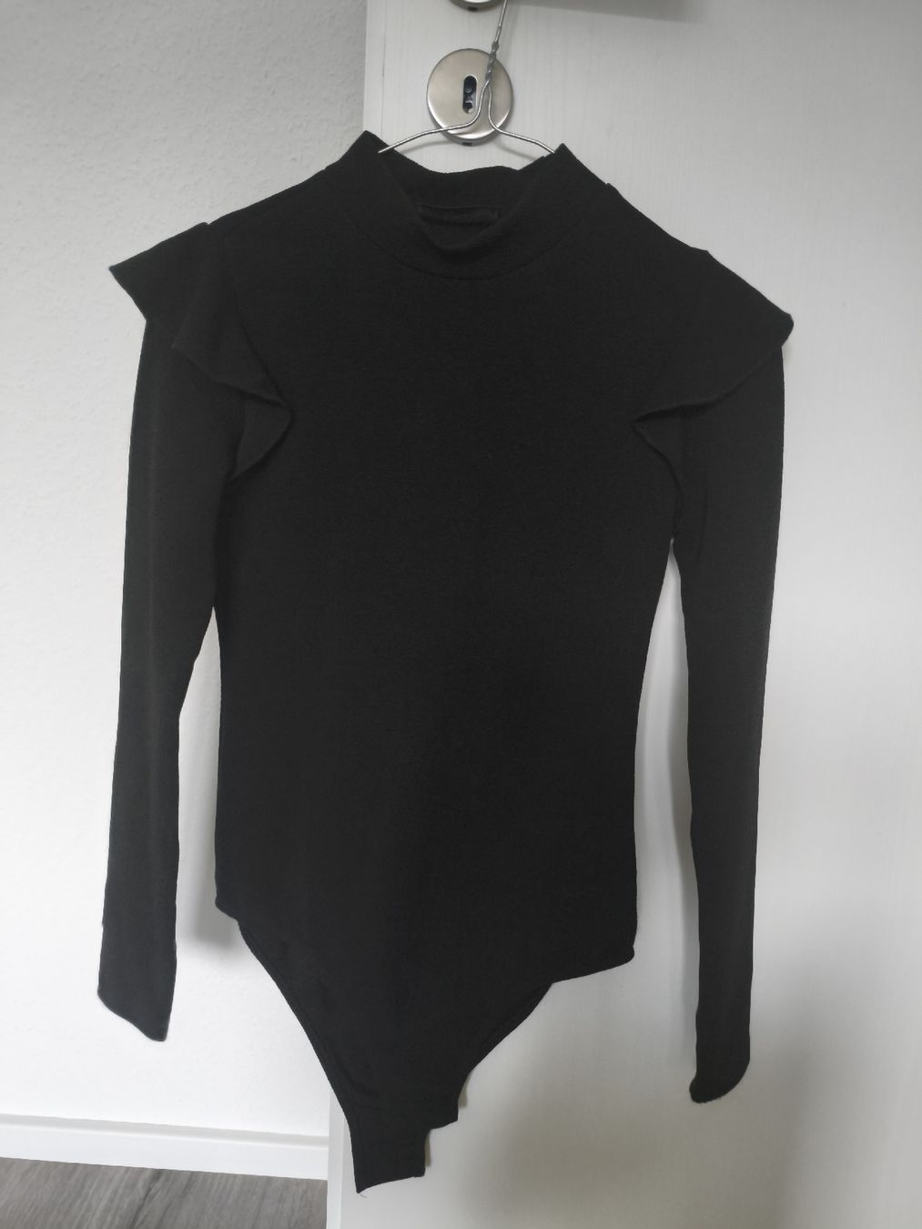 Shein Top: Bodysuite donna shein – Usato da Bioggio venduto da OresteIronix