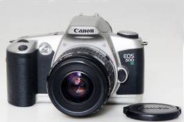 Canon EOS 500N mit Objektiv 35-80mm 1:4-5,6 USM