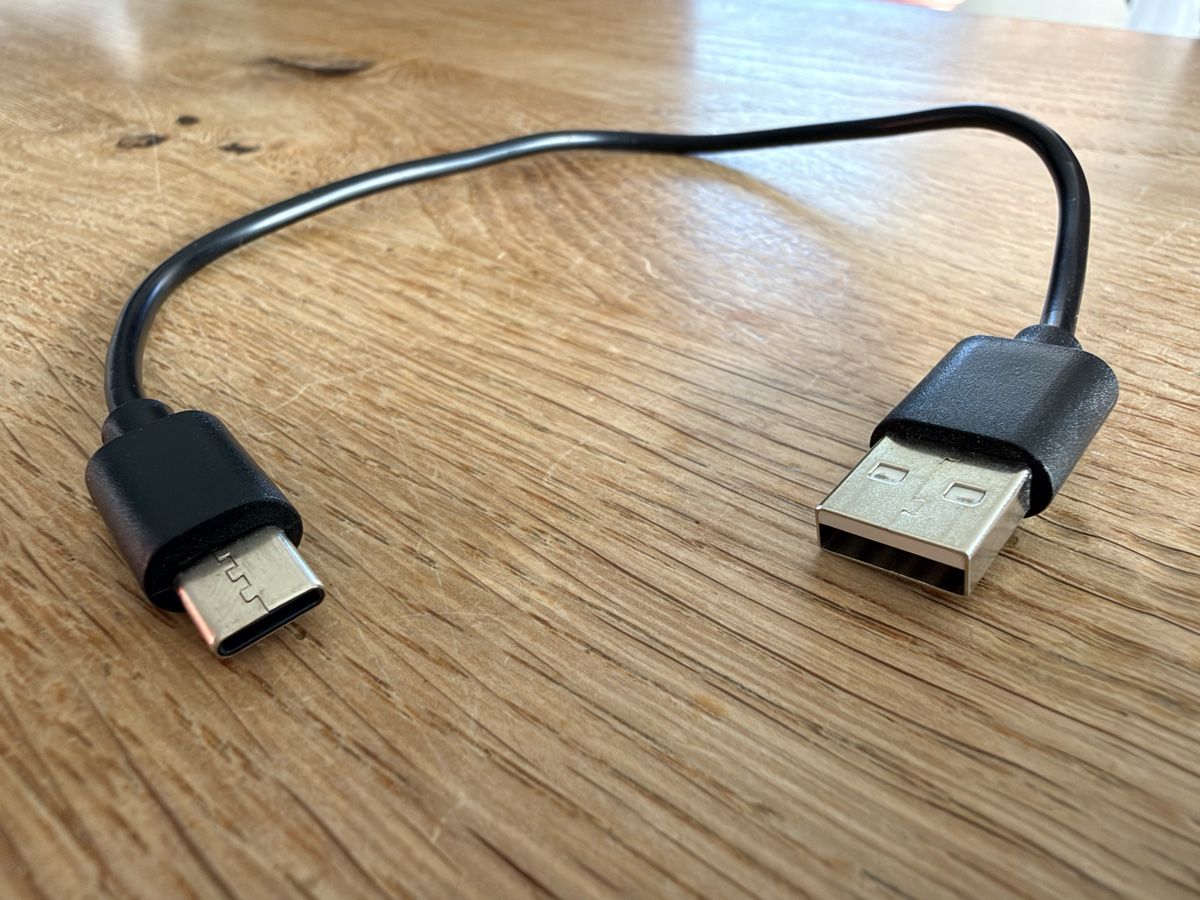 Cavi: Kabel - USB-A zu USB-C – Usato da Adligenswil venduto da anvil3001 1